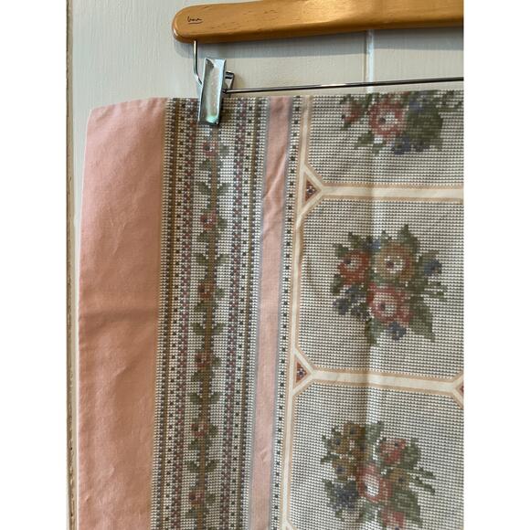 Vintage 80s Louis Nichole Romantic Victorian Pink Print Pillowcases - Picture 9 of 9